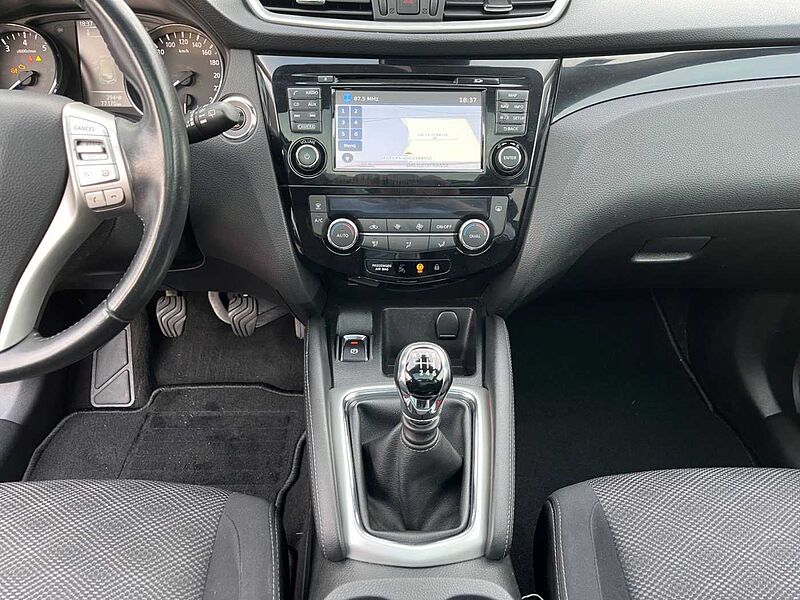 Nissan Qashqai N-Connecta 163PS 360° Kamera NAVI PDC SHZ