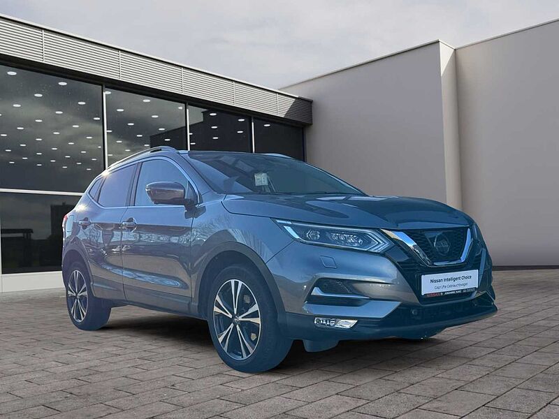 Nissan Qashqai 1.6 DIG-T N-Connecta Design-Paket beh. FS NAVI