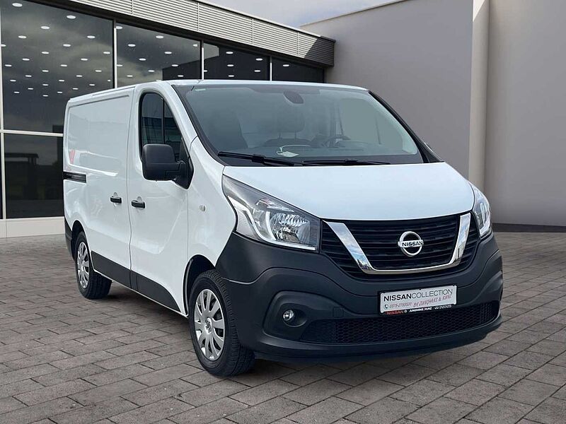 Nissan NV300 Kasten L1H1 2,7t MT COM 146 PS KLIMA KAMERA NAVI Comfort