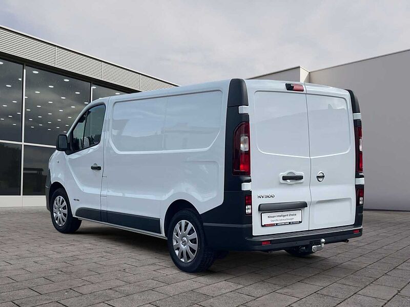 Nissan NV300 Kasten L1H1 2,7t MT COM 146 PS KLIMA KAMERA NAVI Comfort