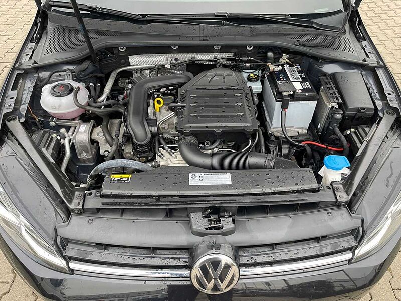 Volkswagen Golf Variant TSI Comfortline AAC PDC LED SHZ